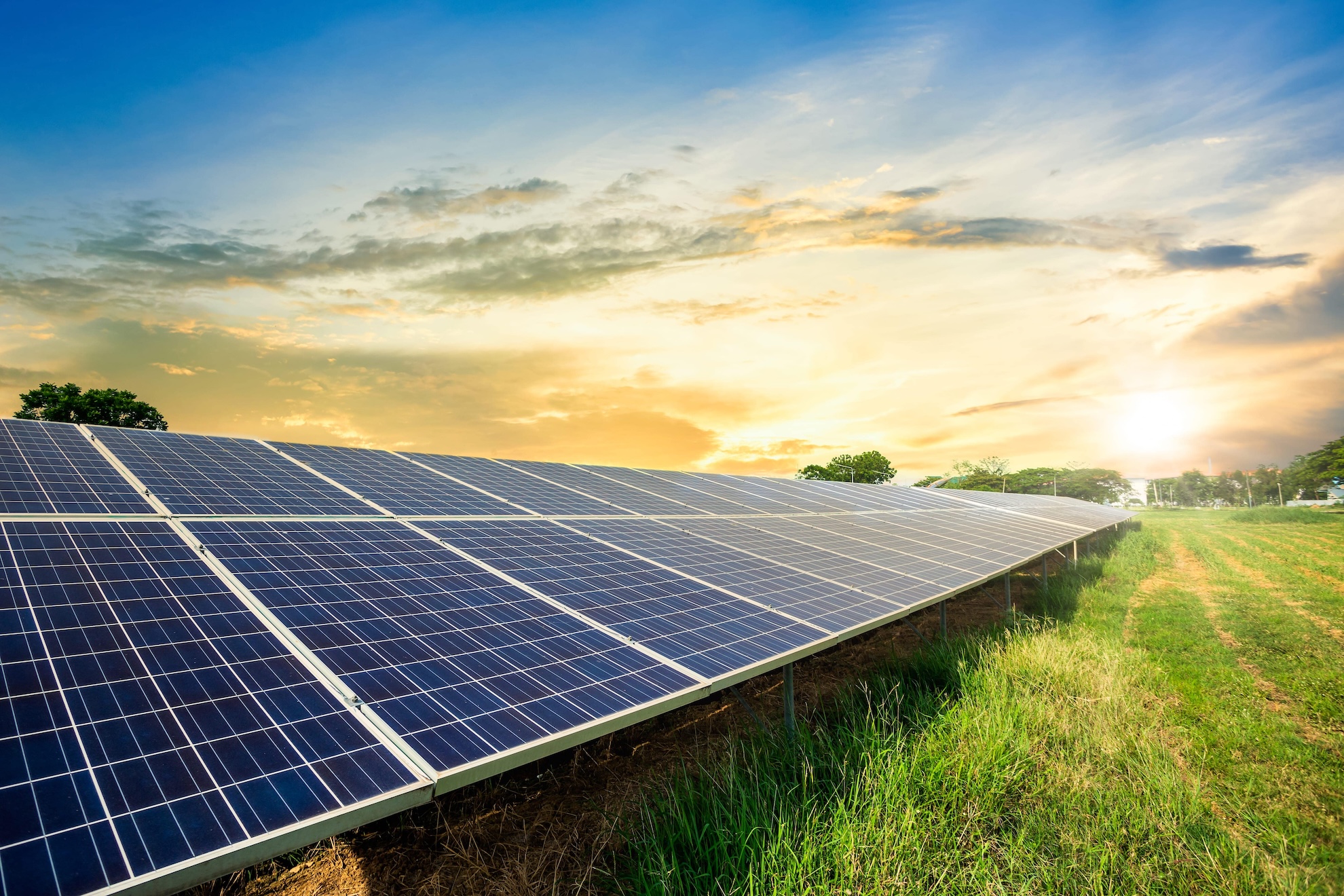 solar-panel-cell-dramatic-sunset-sky-clean-alternative-power-energy-concept-min-min